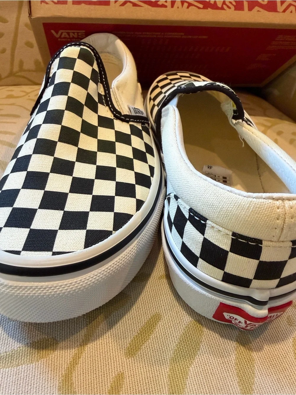 Vans Kids Checkerboard Slip-On Sneakers - Black and White Size 2 NEW